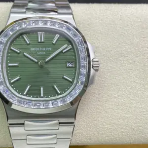 Replica Patek Philippe Nautilus - Green Dial And Diamond Bezel